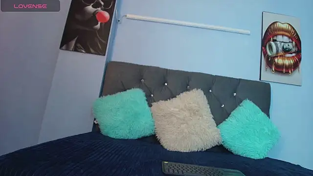 Snapshot of Ebonny_Brown chatting on March 28, 9:53 am Ebonny Brown online show from March 28, 9:53 am