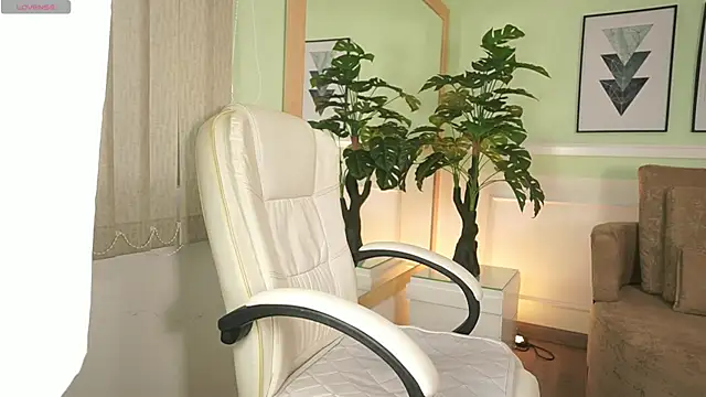 Snapshot of MandyCollins chatting on March 4, 11:38 am MandyCollins online show from March 4, 11:38 am