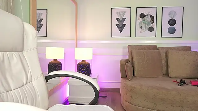 Snapshot of MandyCollins chatting on March 20, 11:37 am MandyCollins online show from March 20, 11:37 am