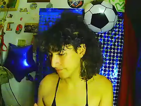 RAMONA TIJERAX online show from June 23, 9:57 pm