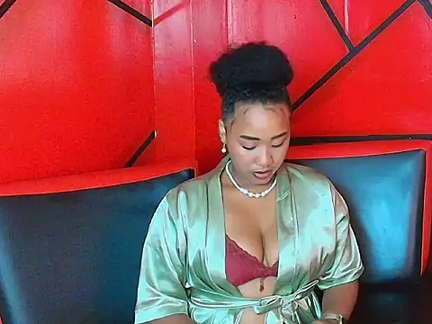 Snapshot of Pamela_Cortezz chatting on March 8, 7:28 pm Pamela Cortezz online show from March 8, 7:28 pm