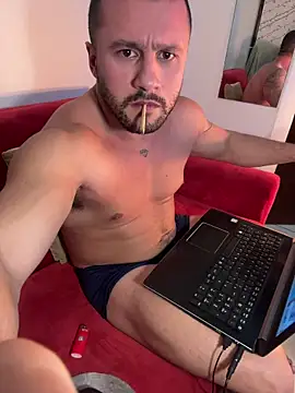 Snapshot of Romaninho chatting on June 12, 12:09 am Romaninho online show from June 12, 12:09 am