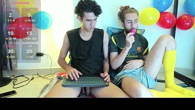 Jean And PaulXL online show from June 16, 12:35 am