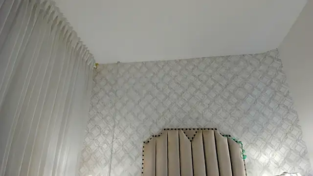 Snapshot of mika_doll chatting on March 18, 3:42 am mika doll online show from March 18, 3:42 am