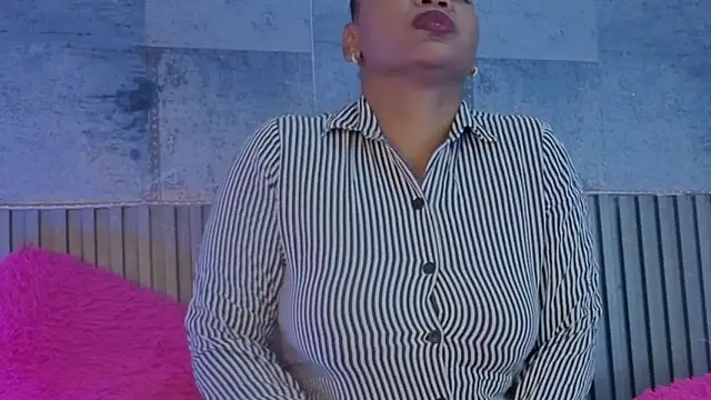 Snapshot of PhanterBoss chatting on March 4, 7:20 pm PhanterBoss online show from March 4, 7:20 pm