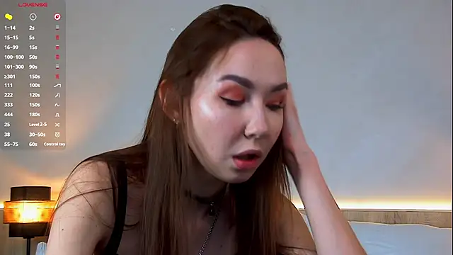 EmilyGray   online show from March 26, 7:25 am