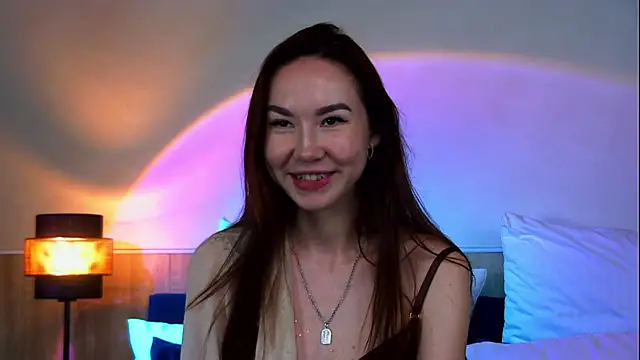 EmilyGray   online show from June 12, 7:18 am