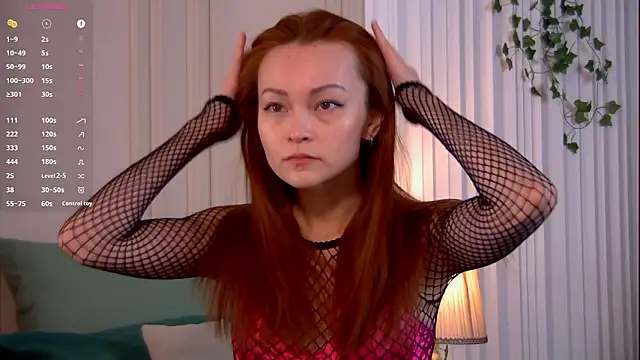 Snapshot of SadieSink_ chatting on March 28, 7:19 am SadieSink online show from March 28, 7:19 am