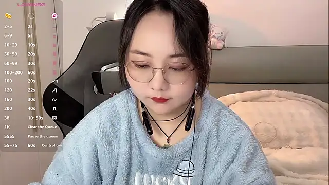 Snapshot of Susu-36E chatting on March 6, 6:10 am Susu-36E online show from March 6, 6:10 am