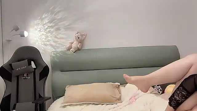 Snapshot of Susu-36E chatting on March 14, 6:24 pm Susu-36E online show from March 14, 6:24 pm