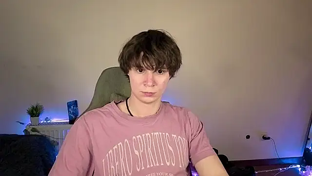 AnthonyCuutie online show from June 11, 5:55 pm