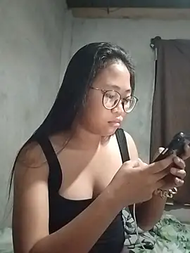 angelpinay44 online show from June 30, 3:02 pm