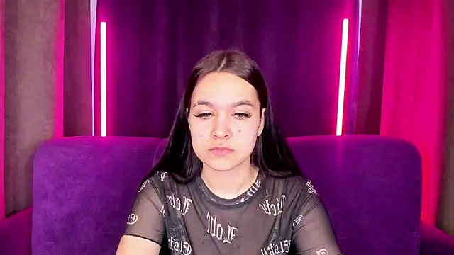 Snapshot of AishaTempt chatting on March 4, 2:50 am AishaTempt online show from March 4, 2:50 am