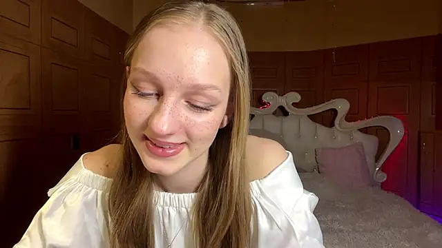 Snapshot of Anika_Socutehe chatting on March 23, 4:44 pm Anika Socutehe online show from March 23, 4:44 pm