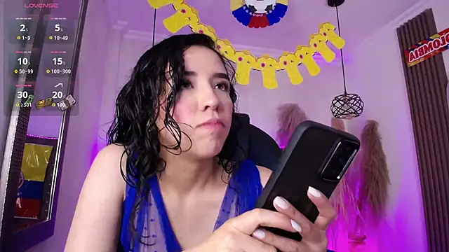 Snapshot of Amara_Davis1 chatting on June 11, 4:54 am Amara Davis1 online show from June 11, 4:54 am