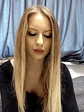 Snapshot of AlishaWey chatting on March 14, 7:36 am AlishaWey online show from March 14, 7:36 am