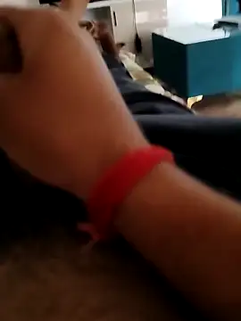 shybullggn online show from April 3, 7:28 am