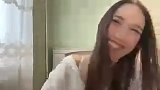 Snapshot of UpdatedRectus chatting on March 21, 12:10 pm UpdatedRectus online show from March 21, 12:10 pm