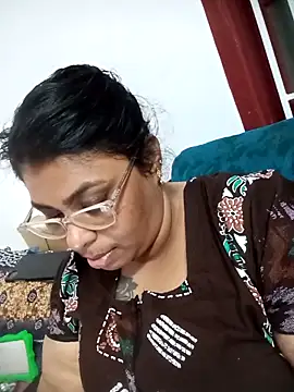 Snapshot of deepika-mallus chatting on March 21, 1:48 pm deepika-mallus online show from March 21, 1:48 pm