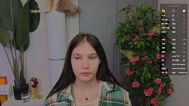 Snapshot of EnidRitzel chatting on March 27, 7:13 pm EnidRitzel online show from March 27, 7:13 pm