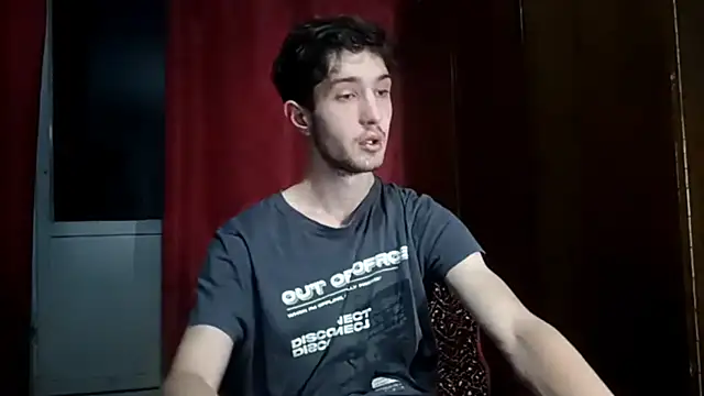  ZaneX online show from July 15, 7:19 pm