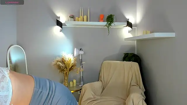 KiittieX online show from July 11, 9:01 am
