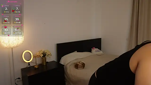 HazelHayes online show from March 26, 12:33 pm