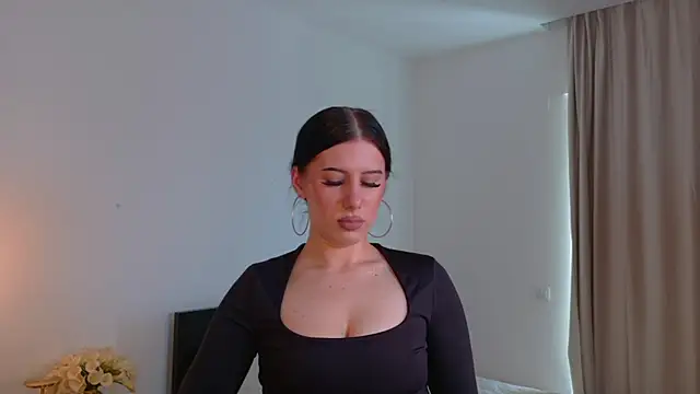 HazelHayes online show from March 27, 4:29 pm