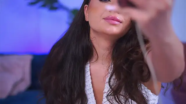 Snapshot of Ashlee_Angel chatting on March 27, 10:26 am Ashlee Angel online show from March 27, 10:26 am