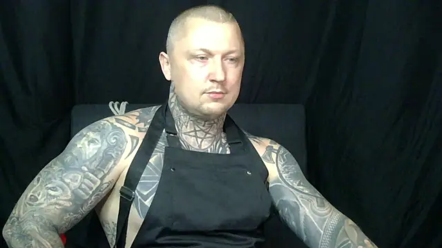 devilWithTats online show from June 21, 10:29 am