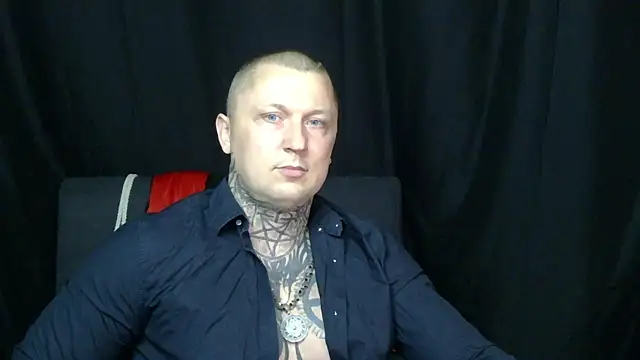 devilWithTats online show from July 14, 5:07 pm