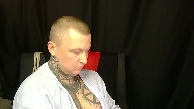 devilWithTats online show from August 3, 4:33 pm