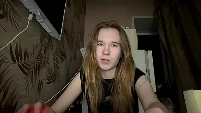 Snapshot of LeomaJee chatting on March 24, 7:52 pm LeomaJee online show from March 24, 7:52 pm