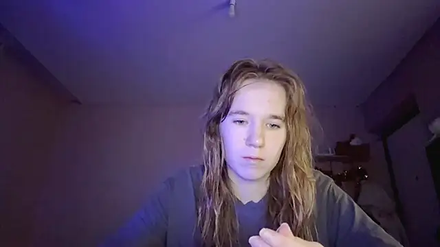 Snapshot of LeomaJee chatting on March 26, 3:17 pm LeomaJee online show from March 26, 3:17 pm