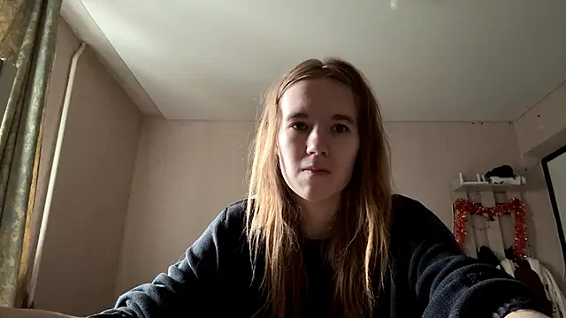 LeomaJee online show from June 4, 2:12 pm