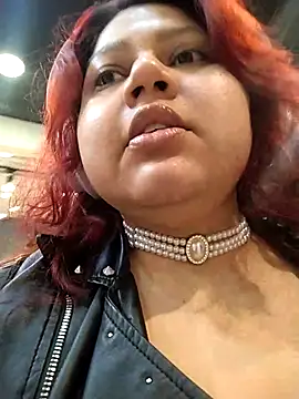 Snapshot of primrose17 chatting on March 14, 10:48 pm primrose17 online show from March 14, 10:48 pm