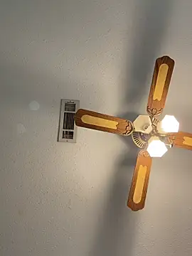 Snapshot of Rainsworld420 chatting on March 13, 8:04 pm Rainsworld420 online show from March 13, 8:04 pm