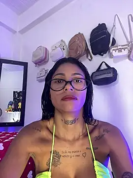 Snapshot of Antonella-smitt chatting on March 29, 12:49 pm Antonella-smitt online show from March 29, 12:49 pm