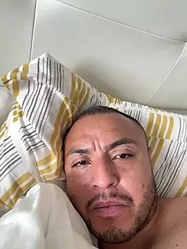 alexandeerr1986 online show from June 21, 9:45 am