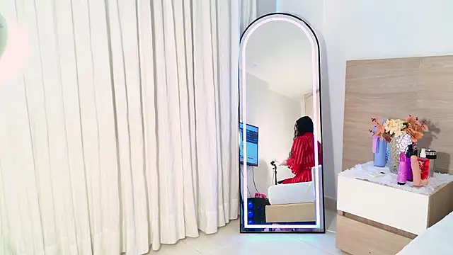 EmmaRicco online show from March 23, 7:07 pm