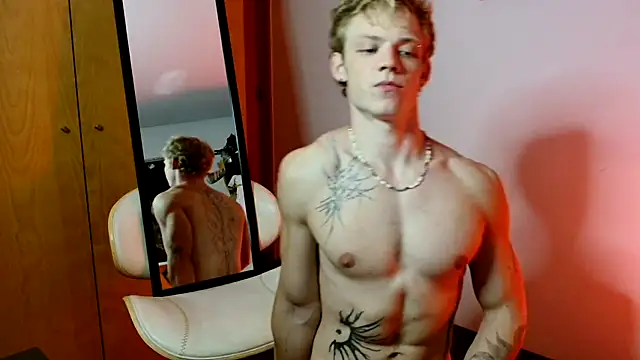 Snapshot of alexbarczukxxx chatting on June 2, 12:56 am alexbarczukxxx online show from June 2, 12:56 am