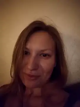 Snapshot of August_Shine chatting on March 25, 8:04 pm August Shine online show from March 25, 8:04 pm