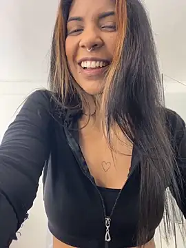 VioletaHills  online show from June 19, 12:09 pm