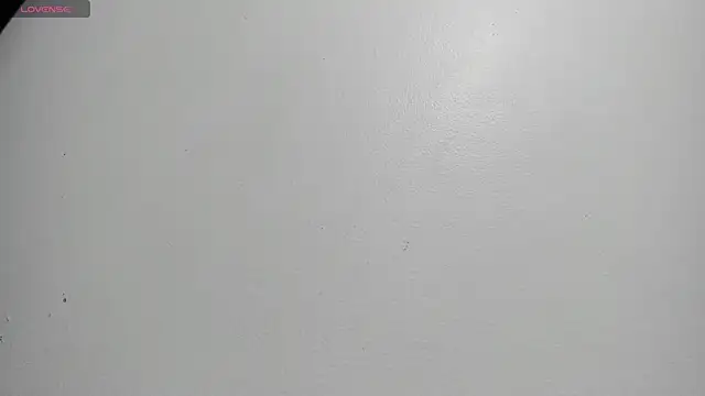 Snapshot of Titan_Moreno_ chatting on May 20, 12:00 pm Titan Moreno online show from May 20, 12:00 pm
