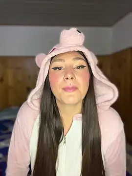 Snapshot of Miss_Dani chatting on March 11, 5:35 am Miss Dani online show from March 11, 5:35 am