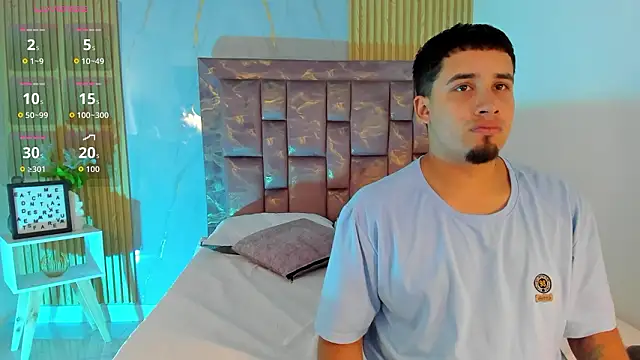 Snapshot of Ferrer_Blosh chatting on March 20, 8:14 pm Ferrer Blosh online show from March 20, 8:14 pm