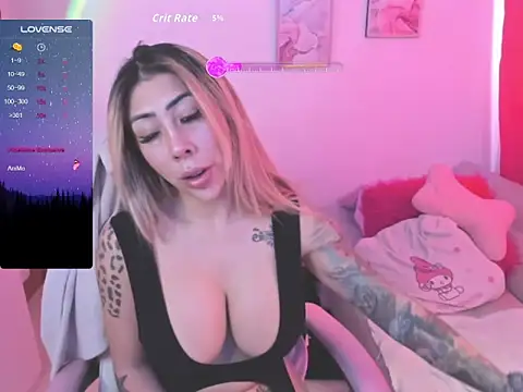 Martina robertss online show from June 12, 2:27 pm