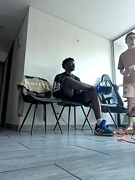 Snapshot of charles_king chatting on March 7, 10:51 pm charles king online show from March 7, 10:51 pm