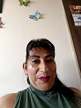 Snapshot of Lucia_Rios chatting on March 15, 8:04 pm Lucia Rios online show from March 15, 8:04 pm