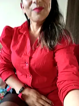 Snapshot of Lucia_Rios chatting on March 16, 10:14 pm Lucia Rios online show from March 16, 10:14 pm